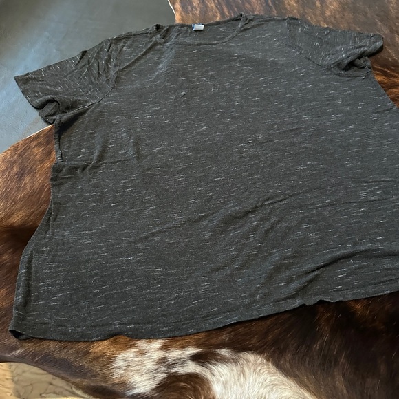 Men's Charcoal T-Shirt - Picture 1 of 4